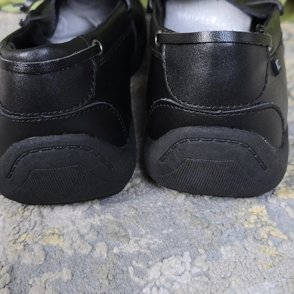 Kenneth Cole Driving Dash Black Leather Kids Shoes Size 6